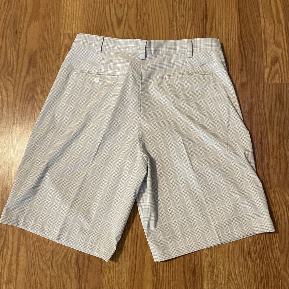 Nike Golf Chino Shorts‎ Mens 40 Gray White Plaid Dri Fit Flat Front - Picture 9 of 10